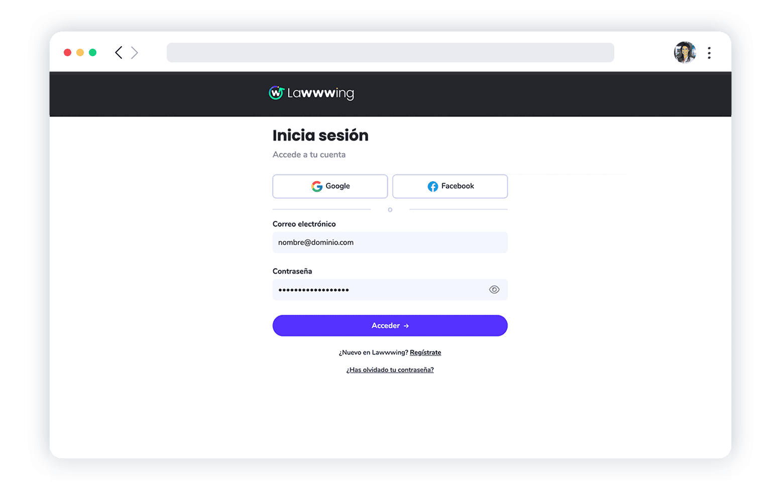 Pantalla de inicio de sesión en la plataforma Lawwwing, con opciones de acceso mediante Google y Facebook, además de campos para correo electrónico y contraseña.